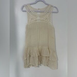 Entro Cream‎ Lace Detail Sleeveless Blouse